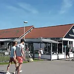 Chalet Sirun Strandcamping Valkenisse, Biggekerke